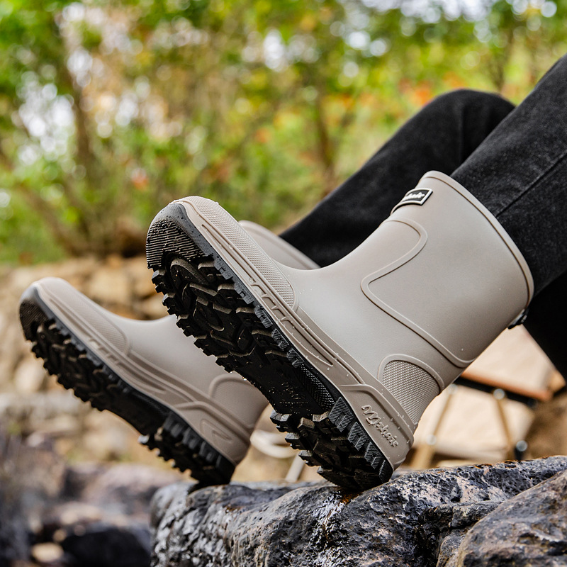 Fishing Boots - 36-47 サイズ耐摩耗性厚底レインブーツメンズアウトドア釣り靴ワークブーツ滑り止め防水メンズラバーシューズ